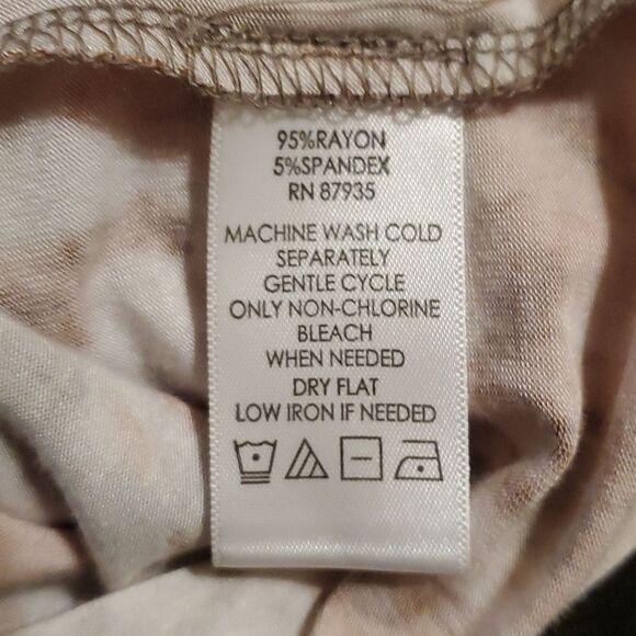 LOGO BY LORI GOLDSTEIN TANK M - Picture 6 of 6